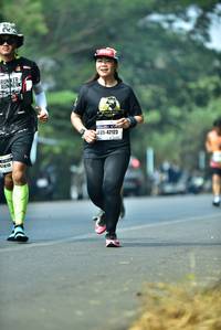 BIB: 42123, 7810
                            <button type="button" onclick="openModal(10118939)" class="btn btn-primary btn-sm float-right btn-popup" data-toggle="modal" data-target=".modal-high-quality">
                        <i class="fas fa-shopping-cart"></i> Add to Cart
                    </button>
                                            <button type="button" onclick="isThisMe(10118939, true)" class="btn btn-success btn-sm float-right btn-popup btn-isme hidden" data-toggle="tooltip" data-placement="bottom" title="นี่คือรูปของคุณใช่ไหม คลิกที่นี่เพื่อเอาเข้าอัลบั้ม">
                        <i class="fas fa-plus"></i> Add to album
                    </button>
                    <button type="button" onclick="isThisMe(10118939, false)" class="btn btn-warning btn-sm float-right btn-popup btn-isnotme hidden">
                        <i class="fas fa-ban"></i> Remove from album
                    </button>